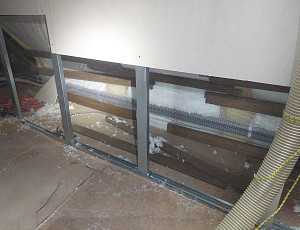 Zateplení stropu rodinného domu pomocí foukané izolace